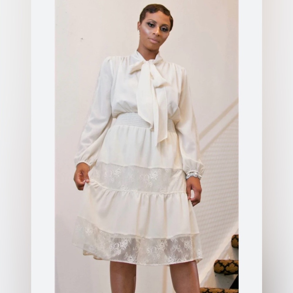 New York & Company Elegant White Long Sleeve Dress
